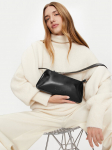 Calvin Klein K&auml;ekott Embossed Logo K60K612550 Must