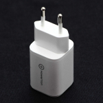 Powerton Kiirlaadija 33W valge