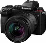 PANASONIC Lumix S5 + 20-60mm f3.5-5.6 komplekt