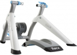 Tacx Flow nutikas treenimistakisti (T2240.61)