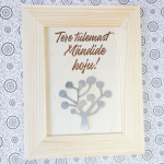 Puidust graveeritud raam "Tere tulemast" Sinu valitud perekonnanimega