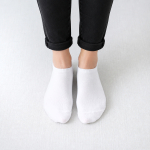 L&uuml;hikesed naiste sokid ilma tr&uuml;kita