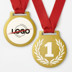 Metallist medal, millel on Sinu valitud number ja teisel pool logo