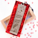 Graveeringuga j&auml;rjehoidja &bdquo;Tarkus tuleb raamatutest&ldquo;