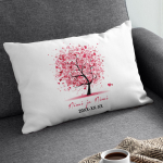 Padjap&uuml;&uuml;r &bdquo;Armastuse puu&ldquo; nimede ja kuup&auml;evaga