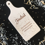 Graveeritud puidust l&otilde;ikelaud "Aeg j&otilde;uludeks"