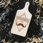 Graveeritud puidust l&otilde;ikelaud &bdquo;Bossi s&ouml;&ouml;k&ldquo;