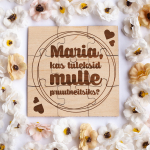 Puidust tassialus - pusle "Kas tuleksid mulle pruutneitsiks?" Sinu valitud nimega