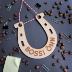 Graveeritud puidust hobuseraud "BOSSI &Otilde;NN"