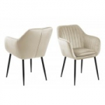 Emilia k&auml;etoega s&ouml;&ouml;gitool