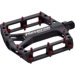 Reverse Components Black One pedaalid | Must - Punane