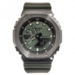 Casio G-Shock metallkattega k&auml;ekell GM-2100B-3AER