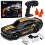 RC-driftiauto vahetatava kerega, ratastega ja nelikveduga, must, m&otilde;&otilde;tkavas 1:43