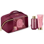 Grace Cole&rsquo;i &bdquo;Velvet Plum & Soft Suede&ldquo; komplekt ja kosmeetikakott  &ndash; Kehahoolduse kinkekomplekt kosmeetikakotis (3 tk.)