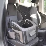 Flamingo Ida autoiste ja kandekott - 2-&uuml;hes kott ja autoiste koertele ja kassidele, kuni 7 kg