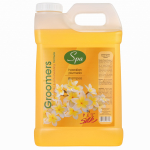 Pet Silk Spa Formula Hawaii Plumeria &scaron;ampoon - antistaatiline &scaron;ampoon, mis v&auml;hendab karvakadu, Lei lille l&otilde;hnaga, kontsentraat 1:16 - 9,5L