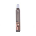 Kerge fikseerimisega juuksevaht Wella Professionals EIMI Natural Volume hoidvustase 2 500 ml