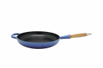 Le Creuset 20258282200422 Signature malmpann puidust k&auml;epidemega | 20258282200422 | 024147328513