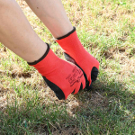 T&ouml;&ouml;kindad 24 pcs punane ja must 8 / m lateksi kate