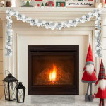 J&otilde;ulupallide lipuvaks valge ja h&otilde;be 186 cm pol&uuml;st&uuml;reen