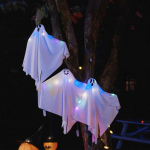 Halloweeni rippuv kummitus koos 3 led-iga 3 pcs valge pol&uuml;ester
