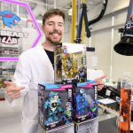 Mr Beast Lab - Collector Figure Assorted (24726)