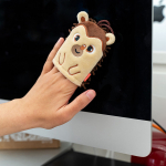 Kikkerland - Hedgehog Screen Cleaner - 8.25 cm x 9.5 cm x 1.5 cm