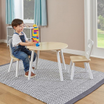 Liberty House Toys laste puidust &uuml;mmarguse laua ja 2 tooli komplekt valge ja m&auml;nni v&auml;rvi