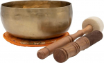 -1200-L- Nepali laulukauss koos tarvikutega 600-700 g Traditsiooniliselt k&auml;sitsi valmistatud