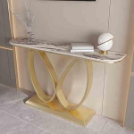 Modernne konsoollaud - kitsas ja elegantne konsoollaud kivikattega ja liblikap&otilde;hjaga - elegantne kuldse efektiga m&ouml;&ouml;bel elutuppa ja esikusse