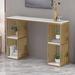 100cm sissep&auml;&auml;sulaua, kitsas konsoollaud metallraamiga, n&auml;idisplaat kohvilaudade taga, k&ouml;&ouml;gikappide hoiuruum (kuldne)