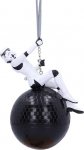 Nemesis n&uuml;&uuml;d Stormtrooper riputades Tear Off Ball