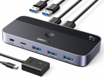 UGREEN USB Switch 2PC 1C3A 3.0 pordiga, 2 in 4 Out USB Switch KVM Switch alumiiniumist korpus koos lauaarvuti kontrolleriga, 2 x A-A kaablid klaviatuurile, hiirele, printerile, skannerile jne.