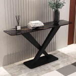 Kitsas must marmorist konsoollaud metallist alusega - kaasaegne sissep&auml;&auml;sudivani laud koos riiuliga fuajeesse v&otilde;i elutuppa (120cm)