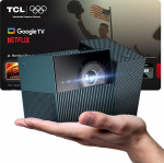 TCL PlayCube DLP Mini Beamer 4K Full HD, Offizielles Google TV (APV/Netflix/Disney), taas&uuml;llatatav, 750 ISO Lumen, Bluetooth ja WIFI, Autofokus, Trapezkorrektur, DolbyAudio, kodukinoeinsatz jaoks.