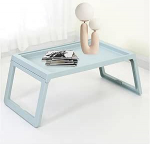 Tragbarer, faltbarer Laptop-Schreibtisch f&uuml;r Bett und Couch, leichter, platzsparender Scho&szlig;tisch f&uuml;r Zuhause und Reisen, elegantes Design in Wei&szlig; und Blau (68 x 35,8 cm), perfekt f&uuml;r Arbeit, Studium