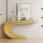 Moodne &otilde;huke diivanilaud - stiilne kivist laud musta metallist alusega &uuml;mardatud nurkadega esikusse, elutuppa, magamistuppa, fuajeesse - beež, 120 x 30 x 80 cm