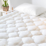 GRT Super King Size viskoosist bambusest madratsitopper ekstra paks vatiiniga madratsitopper elastse s&uuml;gava taskuga seelikuga sobib 40cm jahutusega, hingav ja m&uuml;ratu