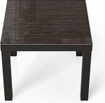 DEQORI klaasist laud | Must v&auml;ike 55 x 55 cm | Horisontaalne puitmotiiv | Ebatavaline klaasist k&uuml;ljelaud | K&otilde;rgl&auml;ikega kohvilaud elutuppa | Moodne disainiga diivanilaud