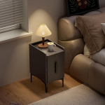 Solaround kitsas &ouml;&ouml;kapp, k&uuml;ljelaud 2 sahtliga, kitsas nahkpind, raudjalad, v&auml;ike, magamistuppa, elutuppa (tumehall, 30 x 40 x 57 cm)