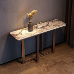 Sissep&auml;&auml;sulaua kitsas v&auml;ike minimalistlik kivist konsoollaud roostevabast terasest jalgadega, &uuml;marate nurkadega diivanilauad, sissep&auml;&auml;sulauad esikusse, magamistuppa, elutuppa, F