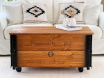 Uncle Joe&acute;s Roosevelt Coffee Table XL Chest Table Chest in Vintage Shabby Chic Style Solid Wood in Brown with Storage Space and Lid Wooden Box Side Table Country House Living Room Table Wooden Table