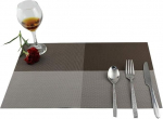 MIFANI Tischsets - Isolierte, gewebte PVC-Tischsets for die K&uuml;che, 4er-Set, schmutzabweisende, waschbare Tischsets for K&uuml;che und Esszimmer (17,7 x 11,8 Zoll, braun)