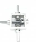 Miter Gear, 1 t&uuml;kk, 90 kraadine koonusratas, &uuml;ks sisend ja kaks v&auml;ljundit, t&auml;isnurkne juhtimiss&uuml;steem, 1:1 &uuml;lekandesuhe, &uuml;lekanne CW CCW, mehaaniline hammasratas (8mm v&otilde;lli)