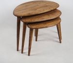 Pesitsuslaud 3 kastanipuust Mid Century Retro puidust kodum&ouml;&ouml;bel koos kooniliste jalgadega