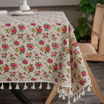 Ruudukujuline laudlina v&auml;ljas kuumakindel pestav puuvillane lilleline laudlina k&ouml;&ouml;gi s&ouml;&ouml;gitoa jaoks 140x140cm