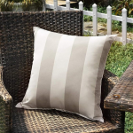 SK Studio Pack of 2 Outdoor padjad ilmastikukindel lained triibuline padjakate diivanipadi dekoratiivne aia diivanile elutuppa voodi triibud hallid 45 x 45 cm