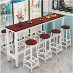 Moderner Konsolentisch mit rechteckiger Basis, Wandfl&auml;chen, seitlicher Flur, Eingangsbereich, moderner Stehtisch aus Teakholz f&uuml;r die Hausbar, Langer Esstisch in Thekenh&ouml;he mit wei&szlig;em Rahmen