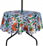 V&auml;litingimustes kasutatav veekindel lekkimiskindel kangas laudlina koos t&otilde;mblukuga vihmavarju auguga aia patio laua peal 70-tolline &uuml;mmargune Babala