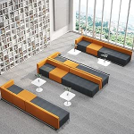 Eriti suur modulaarne Patchwork diivanikomplekt koos kohvilaudadega - stiilne t&auml;ispuidust raam ooteruumidesse, koolitusruumidesse ja puhkeruumidesse - 340cm x 340cm mugavus ja mitmek&uuml;lgsus